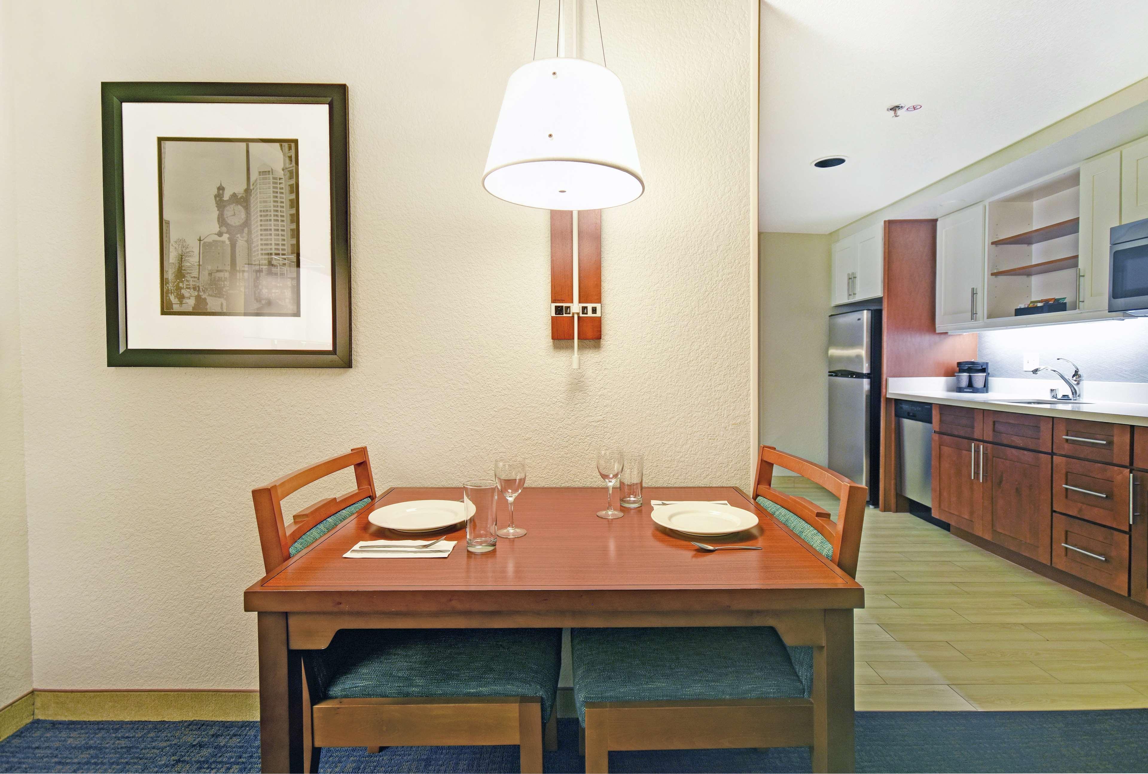 Homewood Suites By Hilton Seattle Downtown Exteriör bild
